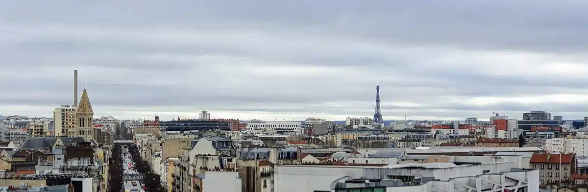 La vue panoramique du studio d'Emmanuelle