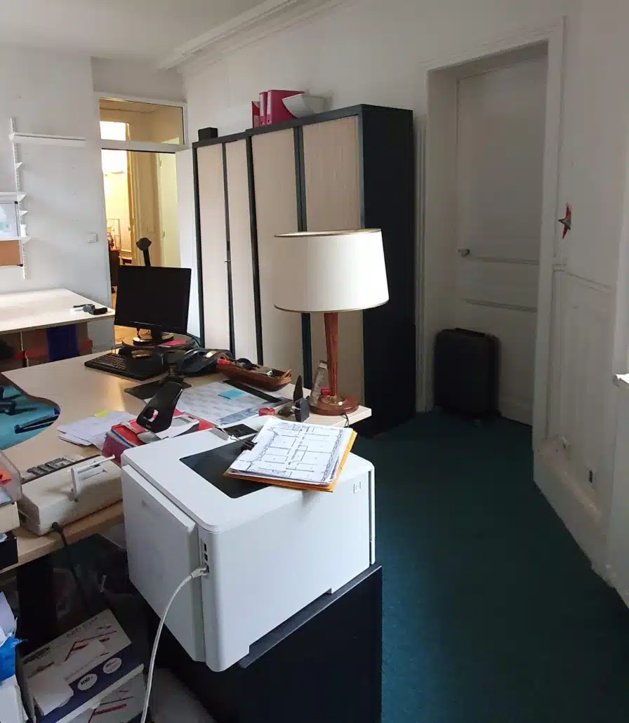 Bureau partagé avant travaux