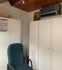 Les combles avant les travaux côté couloir