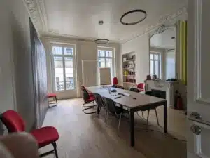 Salle de réunion après